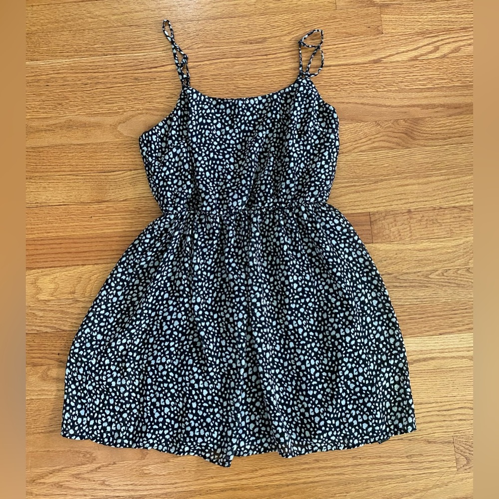 Forever 21 Dress Women’s Medium Black White Spots Short Mini Elastic Waist Lined